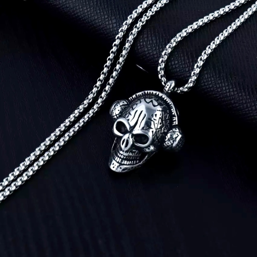 Skull Pendant Punk Gothic Stainless‎ steel chain